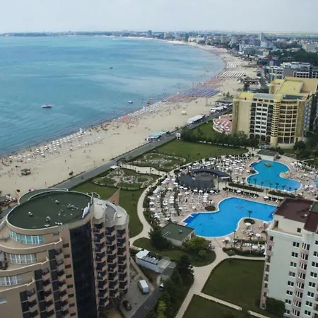 Admiral Plaza C 43 Sunny شقة ساني بيتش
